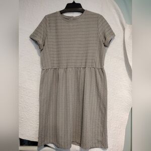 LOFT Swing Dress Gray Size Med Roll up Cap Sleeves Knee Length Casual